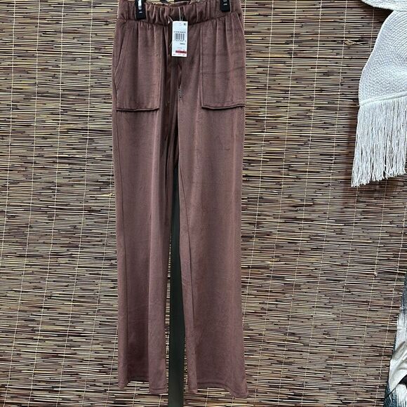 Crave Fame Juniors' Velour Flare-Leg Pull-on Pants - Brunette Size‎ Small - Picture 3 of 3